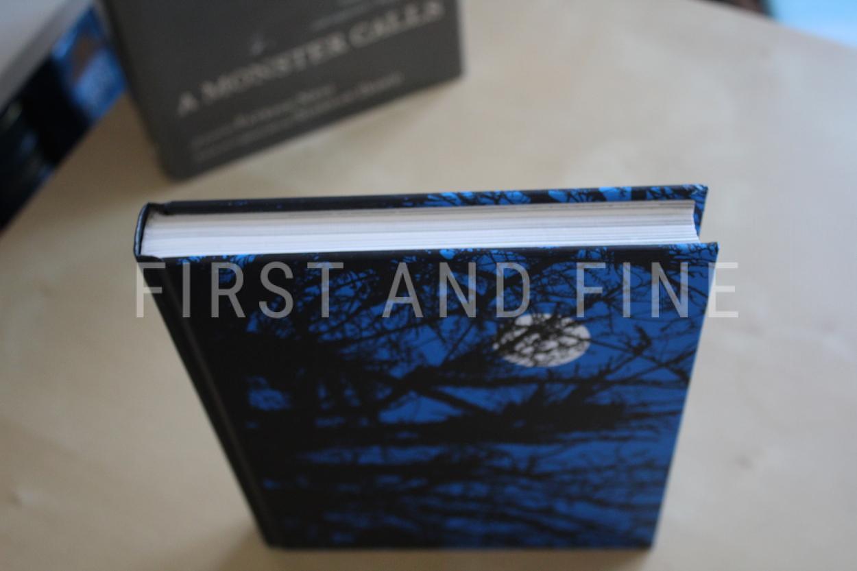 Ness, Patrick (2011) 'A Monster Calls', first edition, signed and lined by the author AND signed and sketched by the illustrator - Image 10