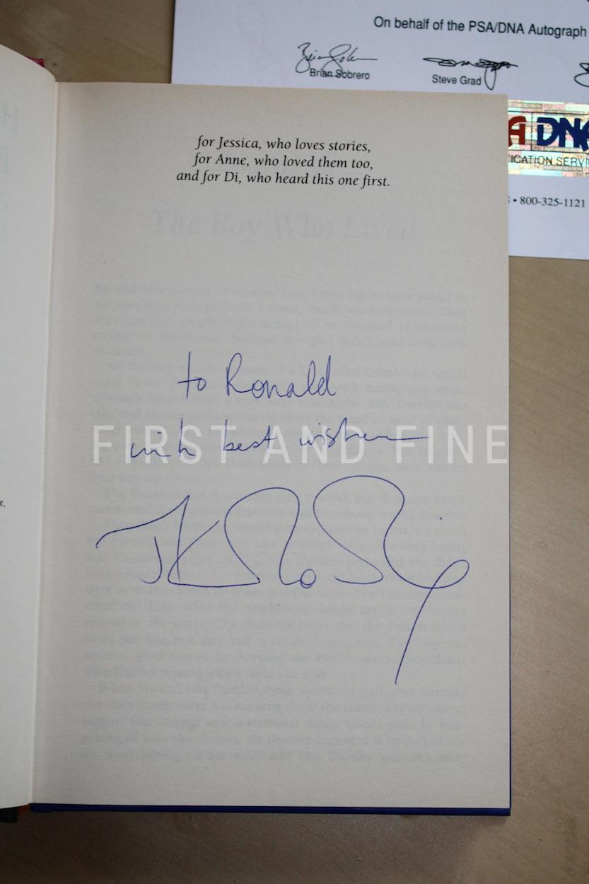 Rowling, JK (1997) 'Harry Potter and the Philosopher's Stone', UK signed first edition, third printing - Image 2