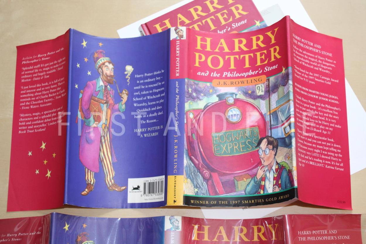 Rowling, JK (1997) 'Harry Potter and the Philosopher's Stone', UK signed first edition, third printing - Image 13