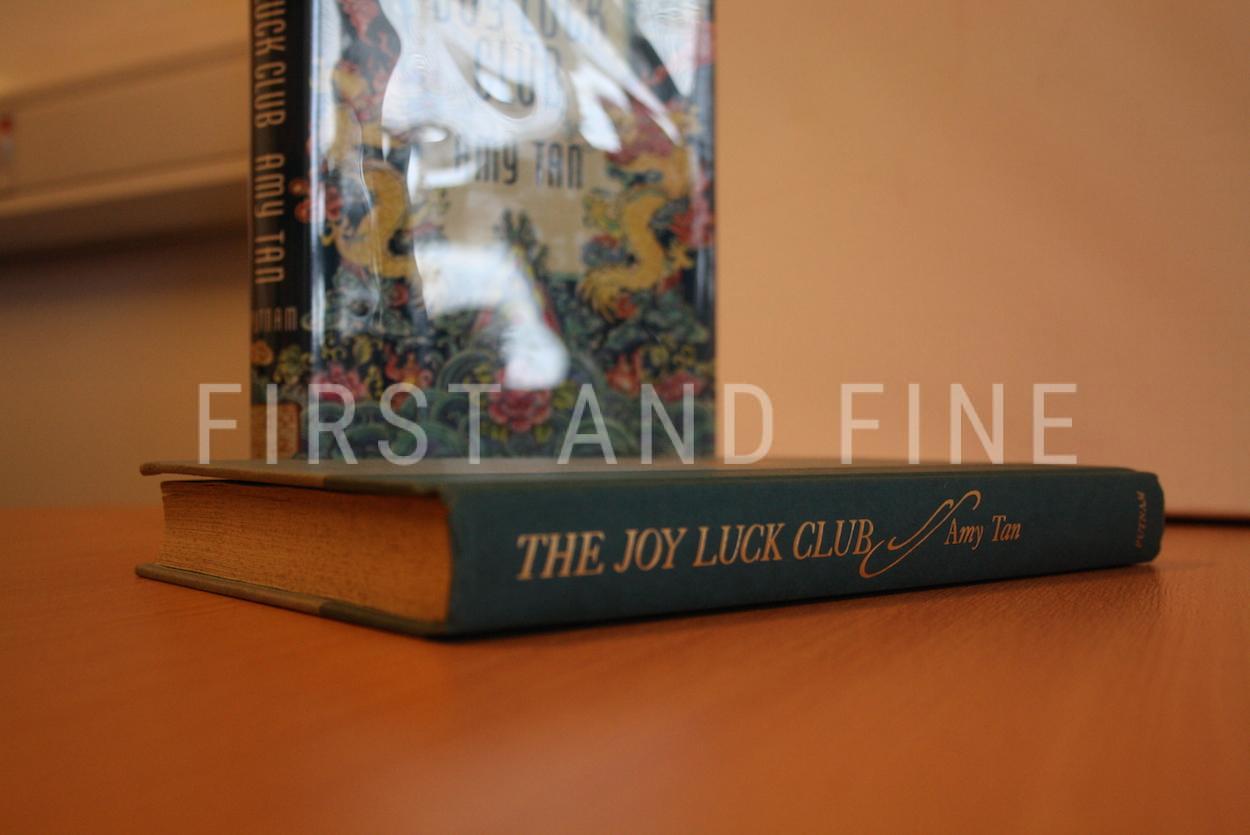 Tan, Amy (1989) 'The Joy Luck Club', signed first edition - Image 4