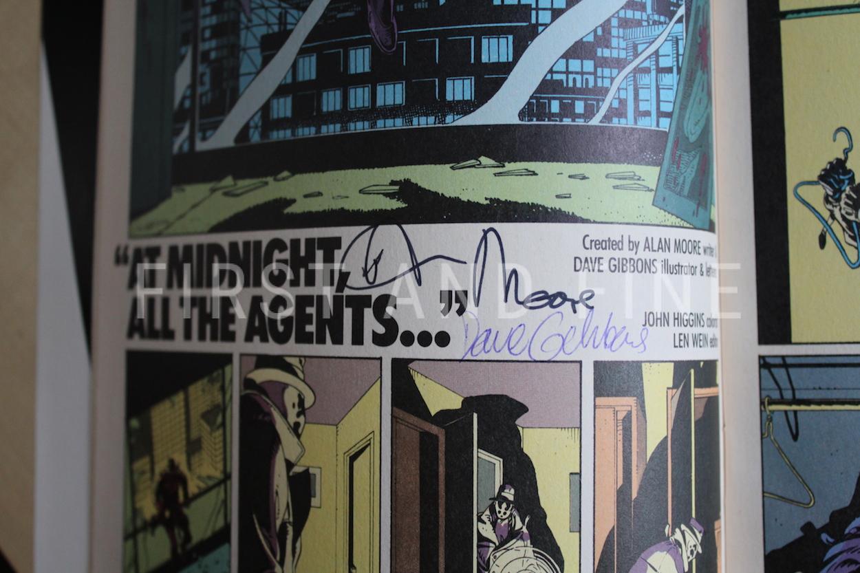 Moore, Alan (1986) 'Watchmen' #1, signed by Alan Moore and artist David Gibbons - Image 2