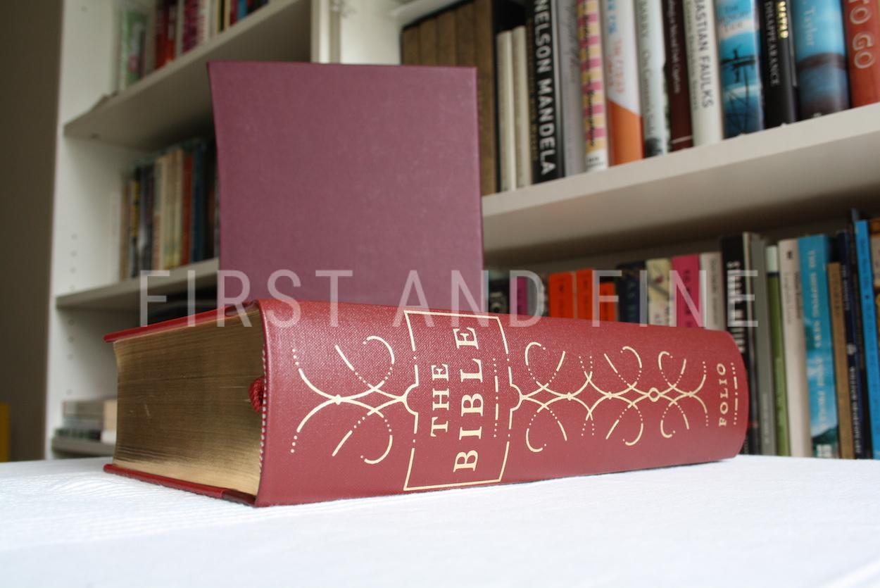 'The Bible' (2008), Folio Society edition, King James version with apocrypha - Image 4