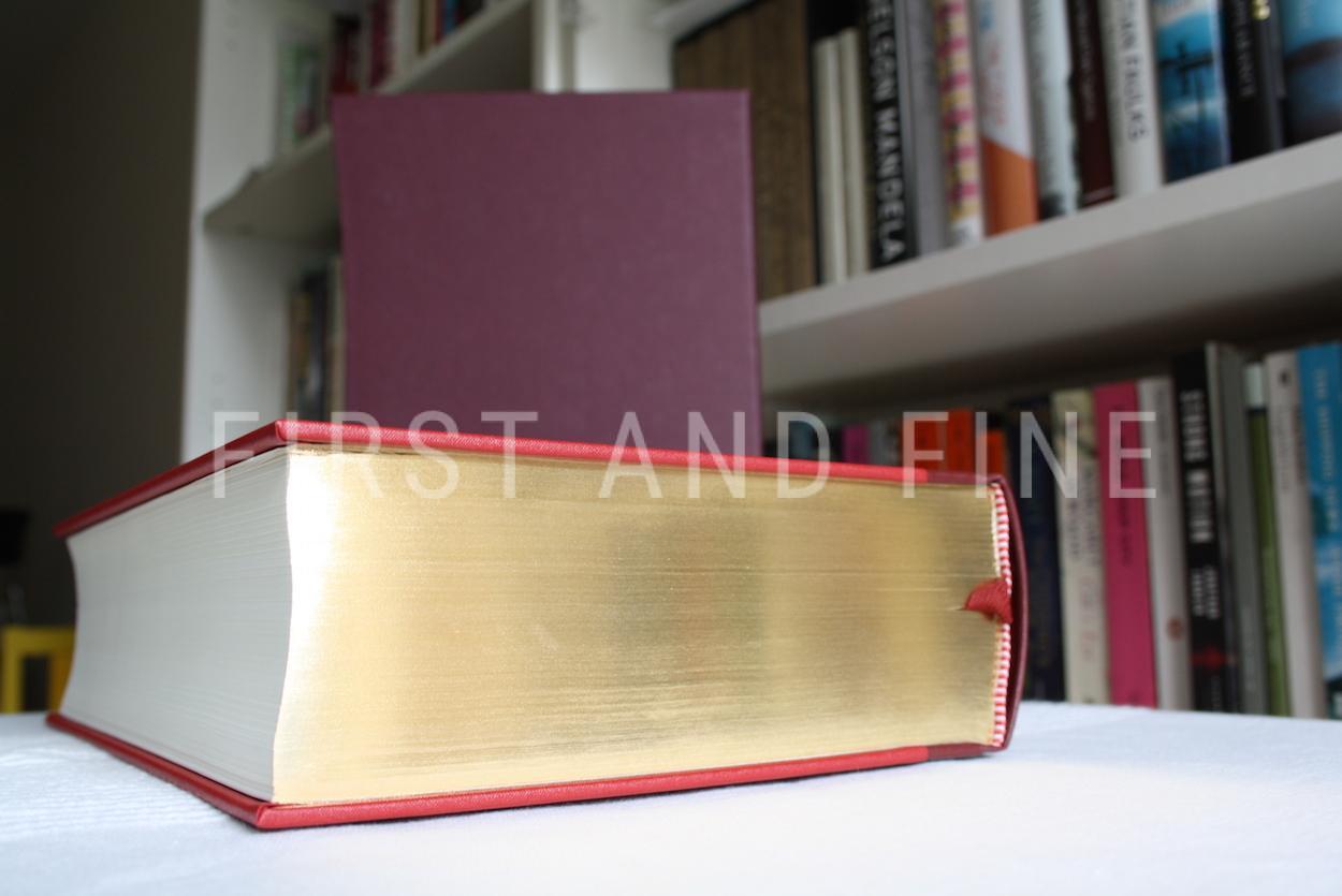 'The Bible' (2008), Folio Society edition, King James version with apocrypha - Image 7