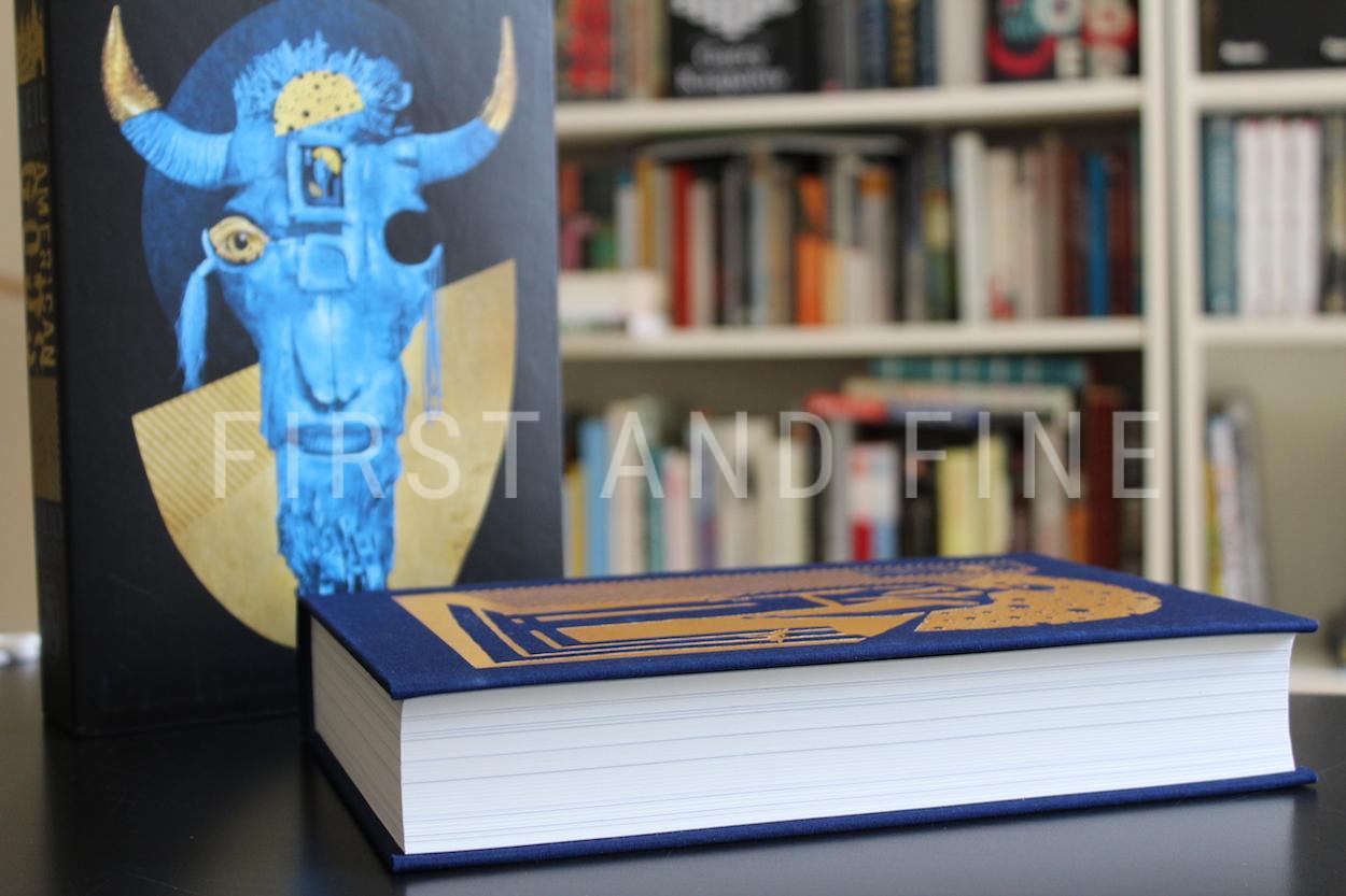 Gaiman, Neil (2017) 'American Gods', Folio Society edition, signed by Gaiman - Image 7