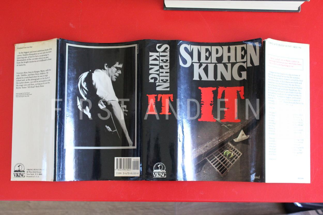 King, Stephen (1986) 'IT', inscribed first edition - Image 11