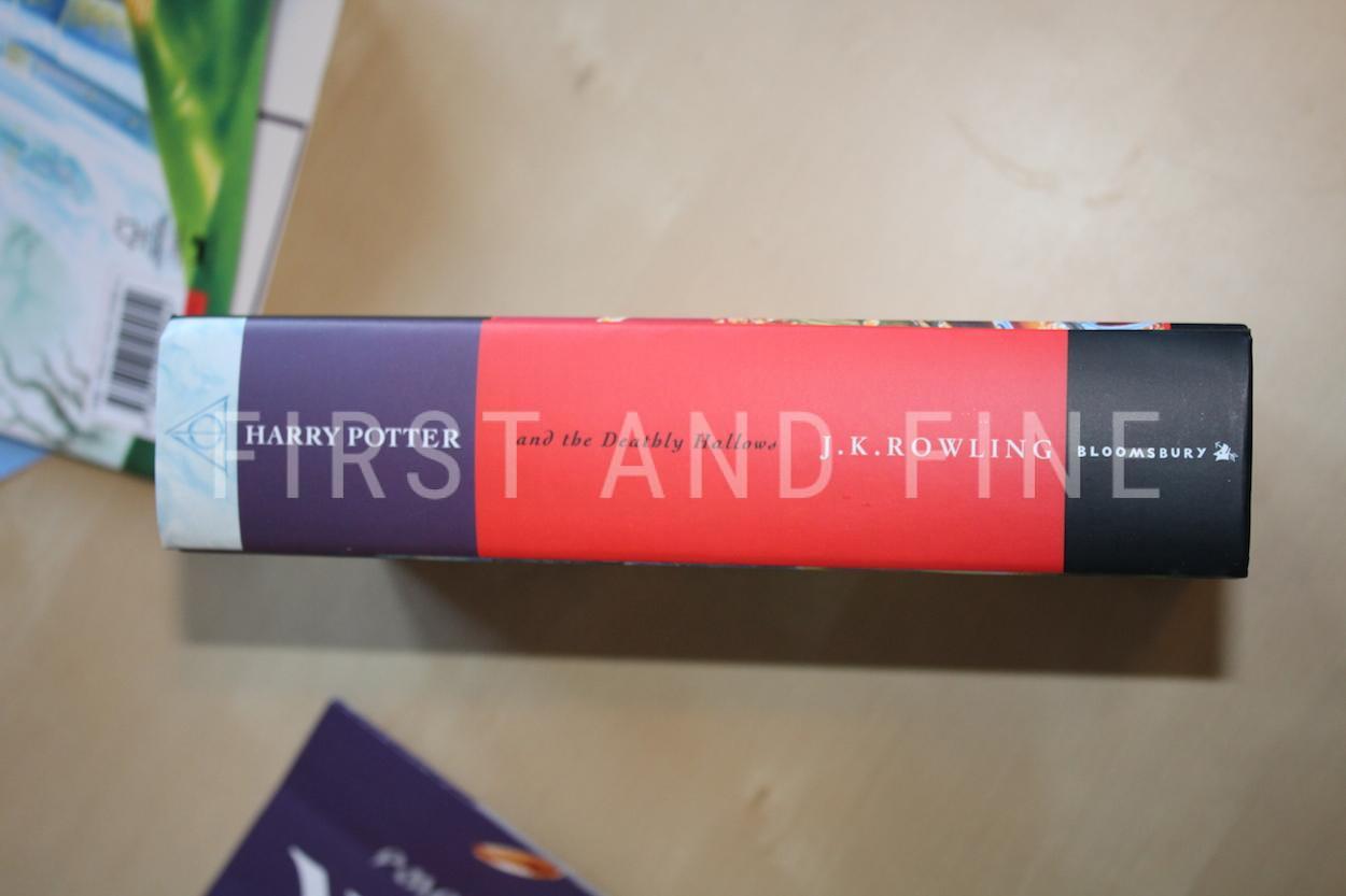 Rowling, J.K. (2007) 'Harry Potter and the Deathly Hallows', UK signed first edition with ephemera - Image 8