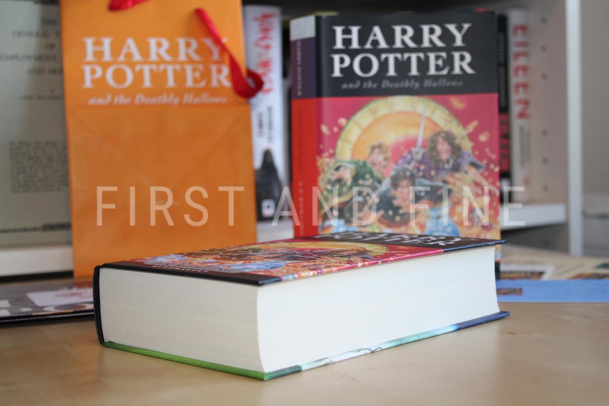 Rowling, J.K. (2007) 'Harry Potter and the Deathly Hallows', UK signed first edition with ephemera - Image 5