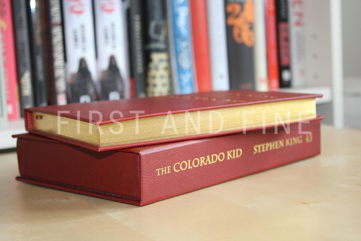King, Stephen (2007) 'Colorado Kid', UK signed deluxe limited edition 1/33 with unique artist remarques - Image 14