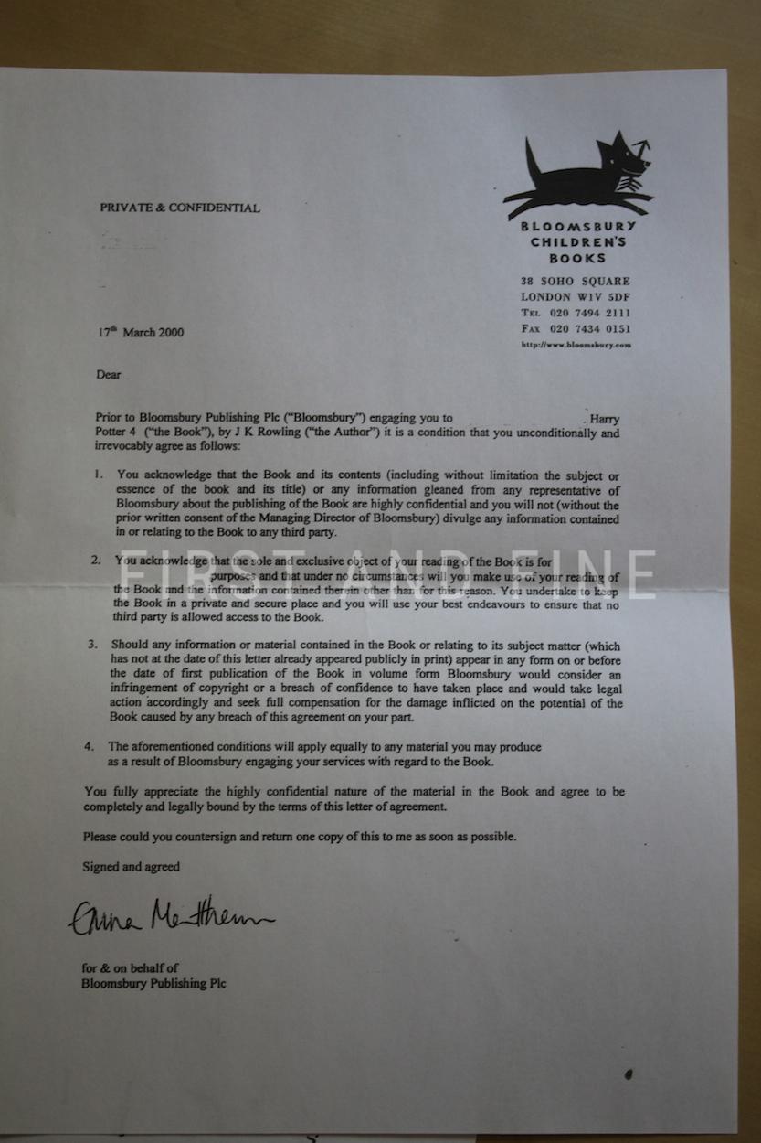 Rowling, J.K. (2007) 'Harry Potter and the Deathly Hallows', UK signed first edition with letters - Image 4