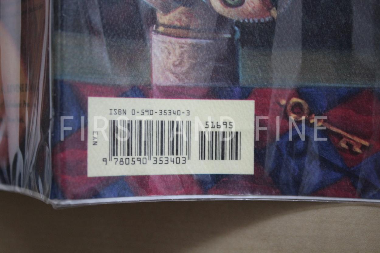 Rowling, J.K. (1998) 'Harry Potter and the Sorcerer's Stone', US signed first edition, second printing - Image 19