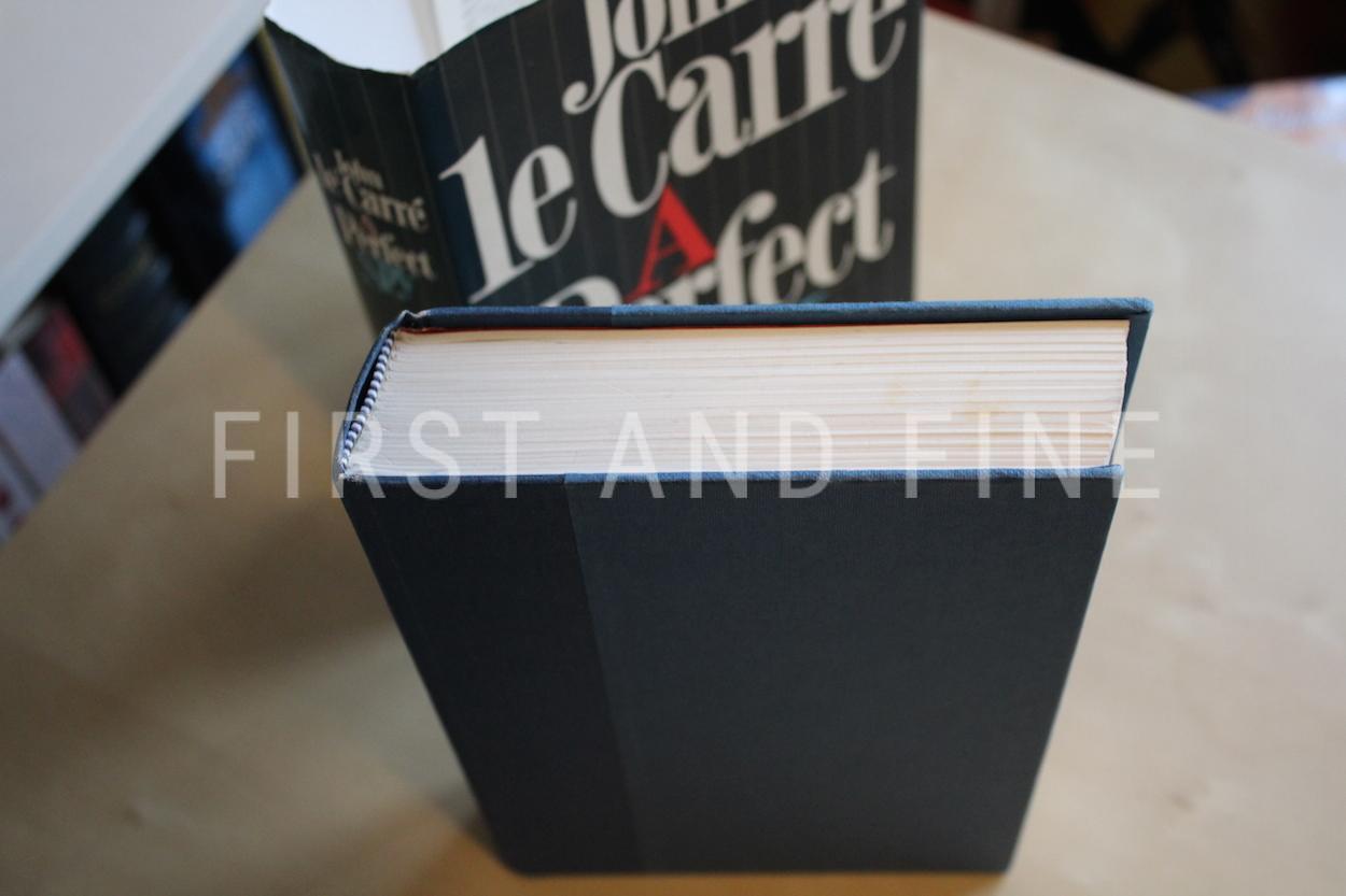 le Carré, John (1986) 'A Perfect Spy', UK signed and inscribed first edition - Image 8