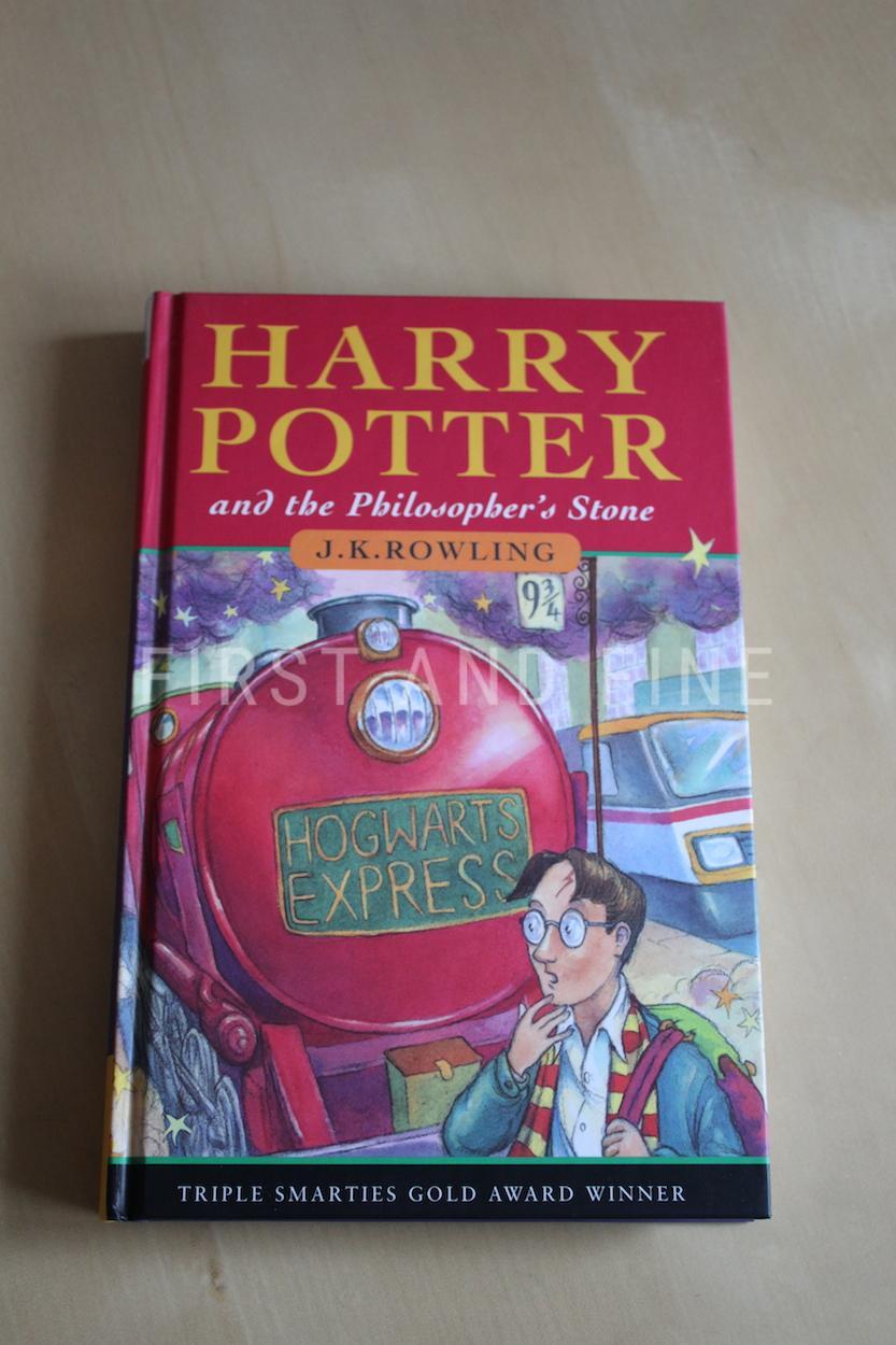 Rowling, J.K. (1997) 'Harry Potter and the Philosopher's Stone', UK first edition (later printing), signed by the film cast - Image 6