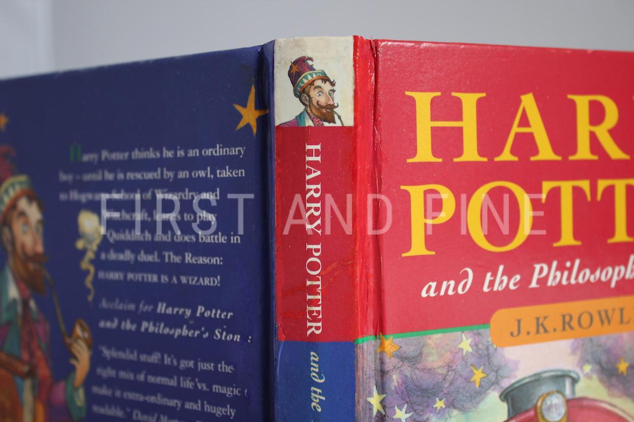 Rowling, J.K. (1997) 'Harry Potter and the Philosopher's Stone', UK hardback first edition published by Bloomsbury - Image 17