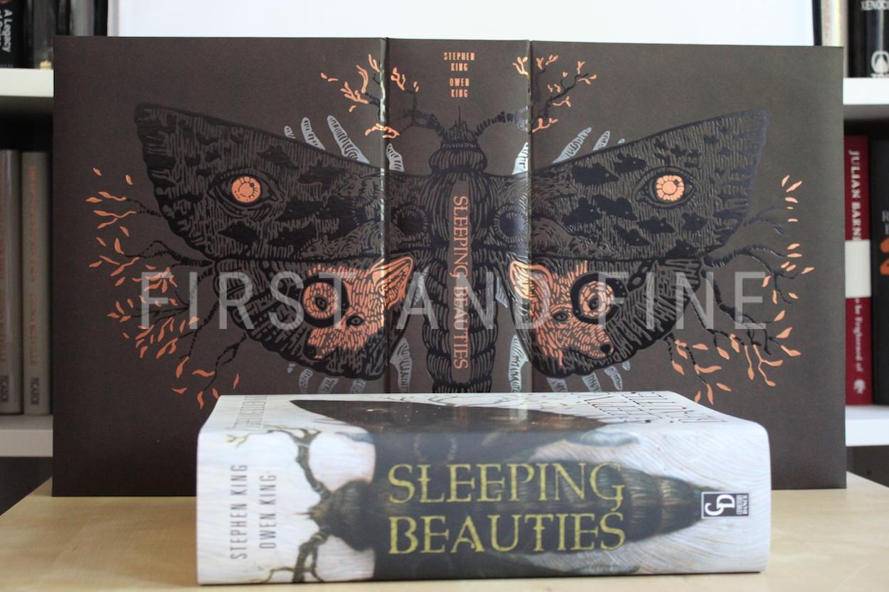 King, Stephen; King, Owen (2019) 'Sleeping Beauties', US signed limited edition with matching art portfolio - Image 5