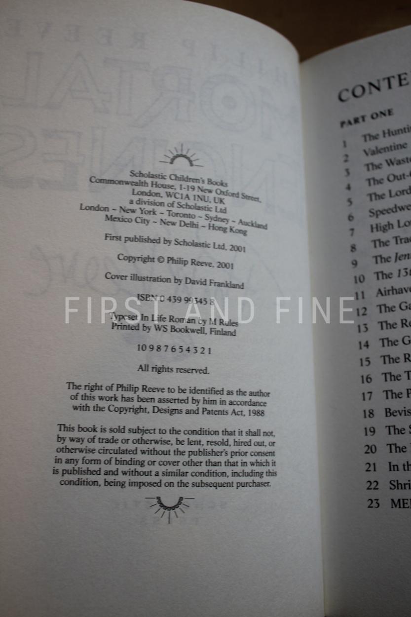 Reeve, Philip (2001) 'Mortal Engines', UK signed first edition with sketch - Image 3