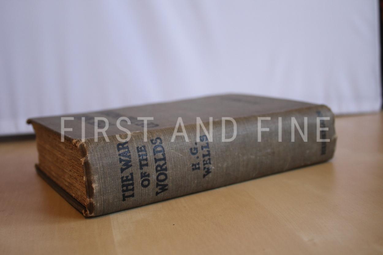 Wells, H.G. (1898) 'The War of the Worlds', UK first edition, first state with original handwritten and signed letter - Image 8