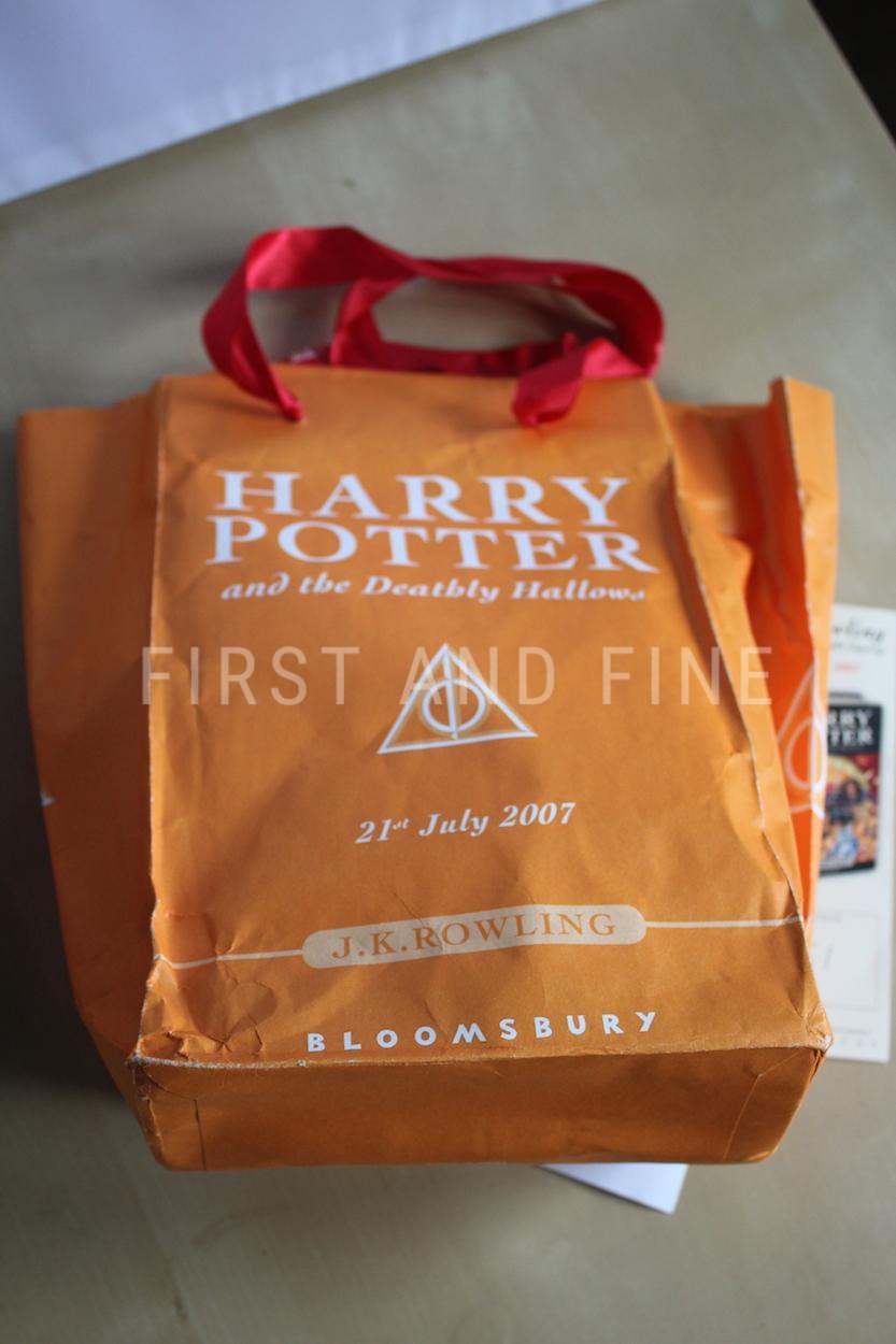 Rowling, J.K. (2007) 'Harry Potter and the Deathly Hallows', UK signed first edition with ephemera - Image 17
