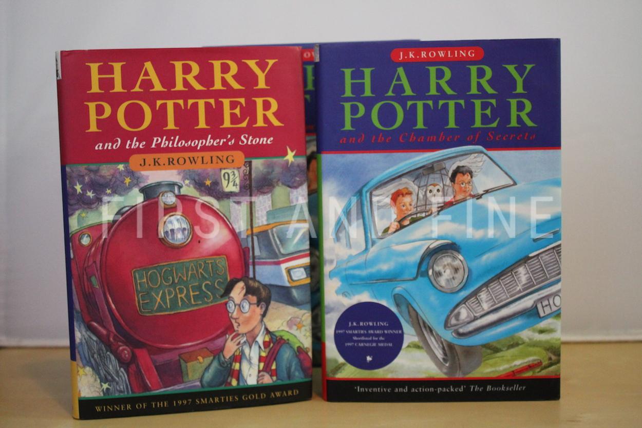 Rowling, J.K. (1997 & 1998) 'Harry Potter and the Philosopher's Stone', UK signed first editio, fourth print, and 'Harry Potter and the Chamber of Secrets', UK signed first edition seventh print box set - Image 2