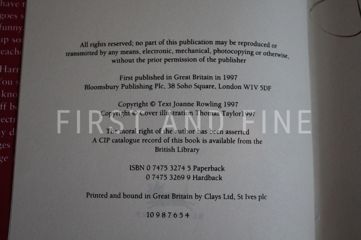 Rowling, J.K. (1997 & 1998) 'Harry Potter and the Philosopher's Stone', UK signed first editio, fourth print, and 'Harry Potter and the Chamber of Secrets', UK signed first edition seventh print box set - Image 4