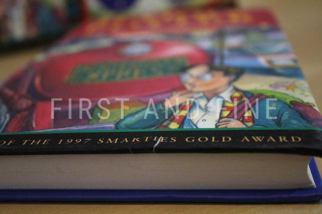 Rowling, J.K. (1997 & 1998) 'Harry Potter and the Philosopher's Stone', UK signed first editio, fourth print, and 'Harry Potter and the Chamber of Secrets', UK signed first edition seventh print box set - Image 10