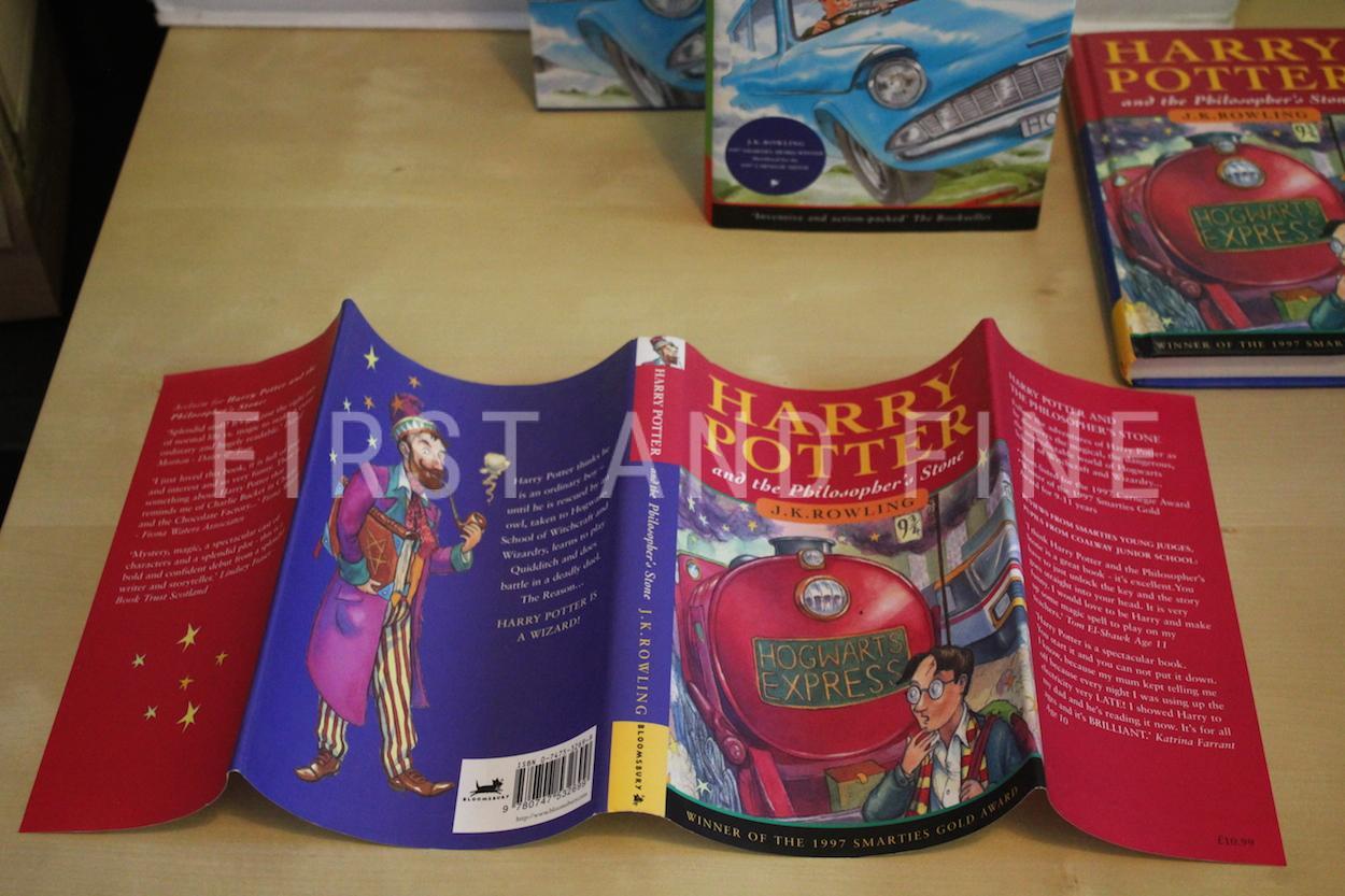 Rowling, J.K. (1997 & 1998) 'Harry Potter and the Philosopher's Stone', UK signed first editio, fourth print, and 'Harry Potter and the Chamber of Secrets', UK signed first edition seventh print box set - Image 11