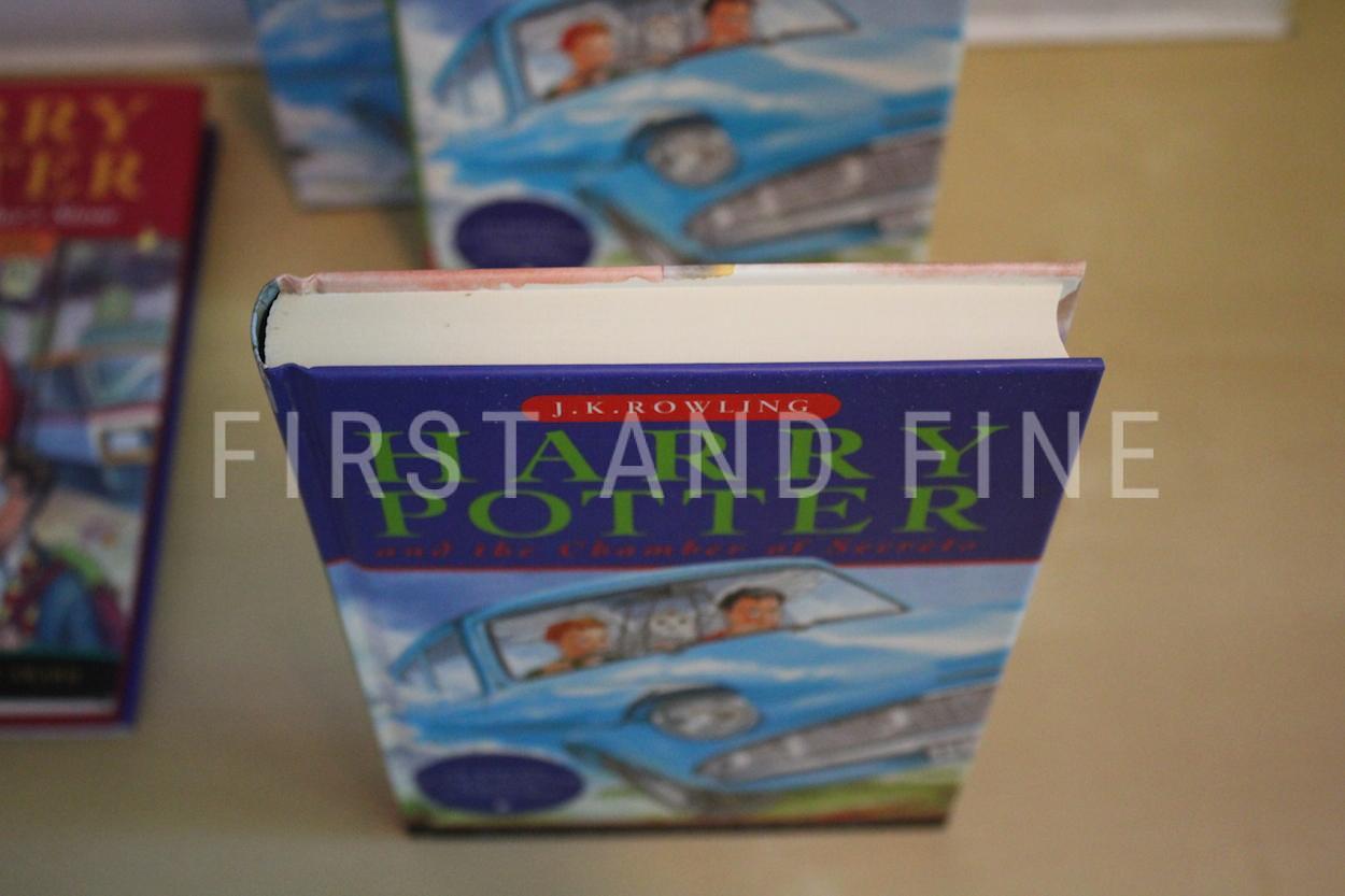 Rowling, J.K. (1997 & 1998) 'Harry Potter and the Philosopher's Stone', UK signed first editio, fourth print, and 'Harry Potter and the Chamber of Secrets', UK signed first edition seventh print box set - Image 18