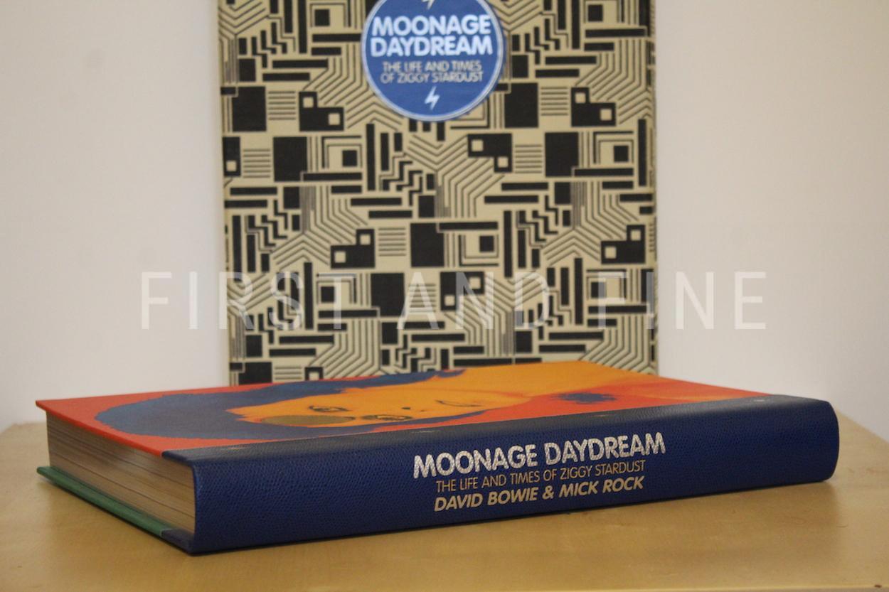 Bowie, Davie; Rock, Mick (2002) 'Moonage Daydream', UK signed limited editions published by Genesis Publications - Image 7