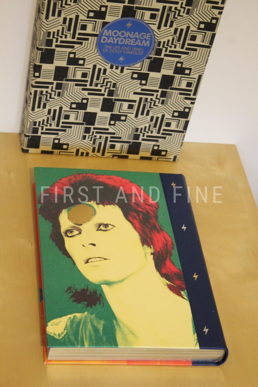Bowie, Davie; Rock, Mick (2002) 'Moonage Daydream', UK signed limited editions published by Genesis Publications - Image 8