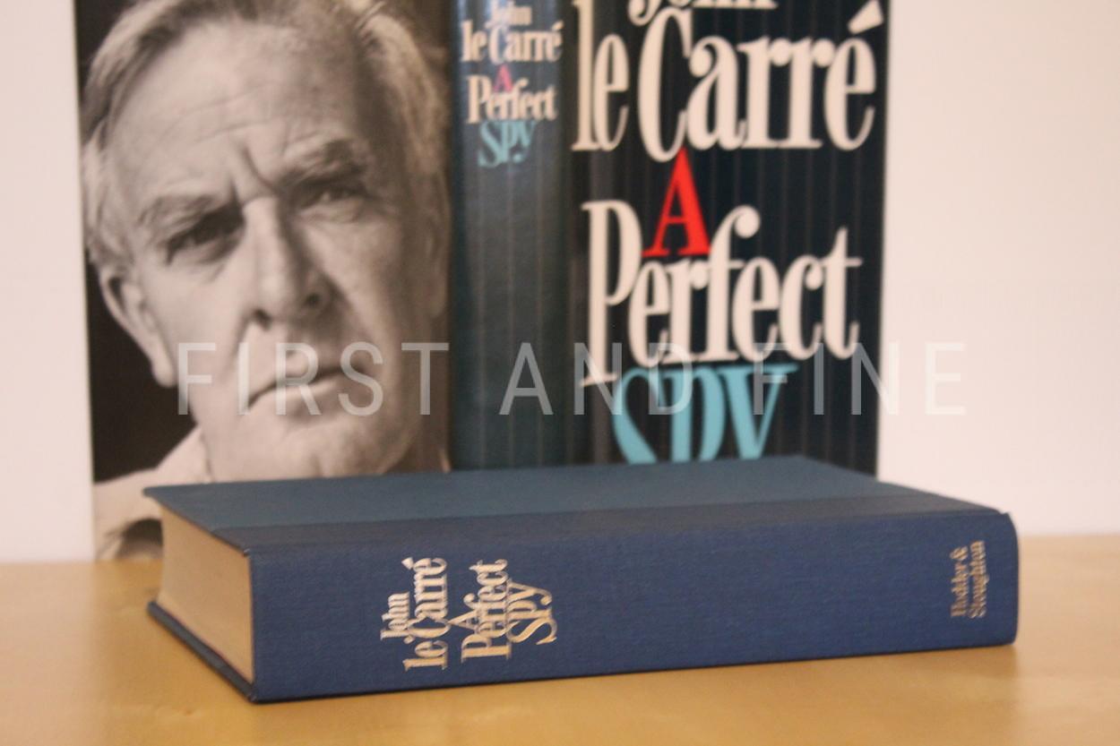 le Carré, John (1986) 'A Perfect Spy', UK signed first edition - Image 5