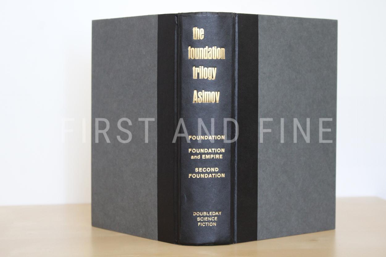 Asimov, Isaac (1982) 'The Foundation Trilogy', US signed first trade anthology edition - Image 4