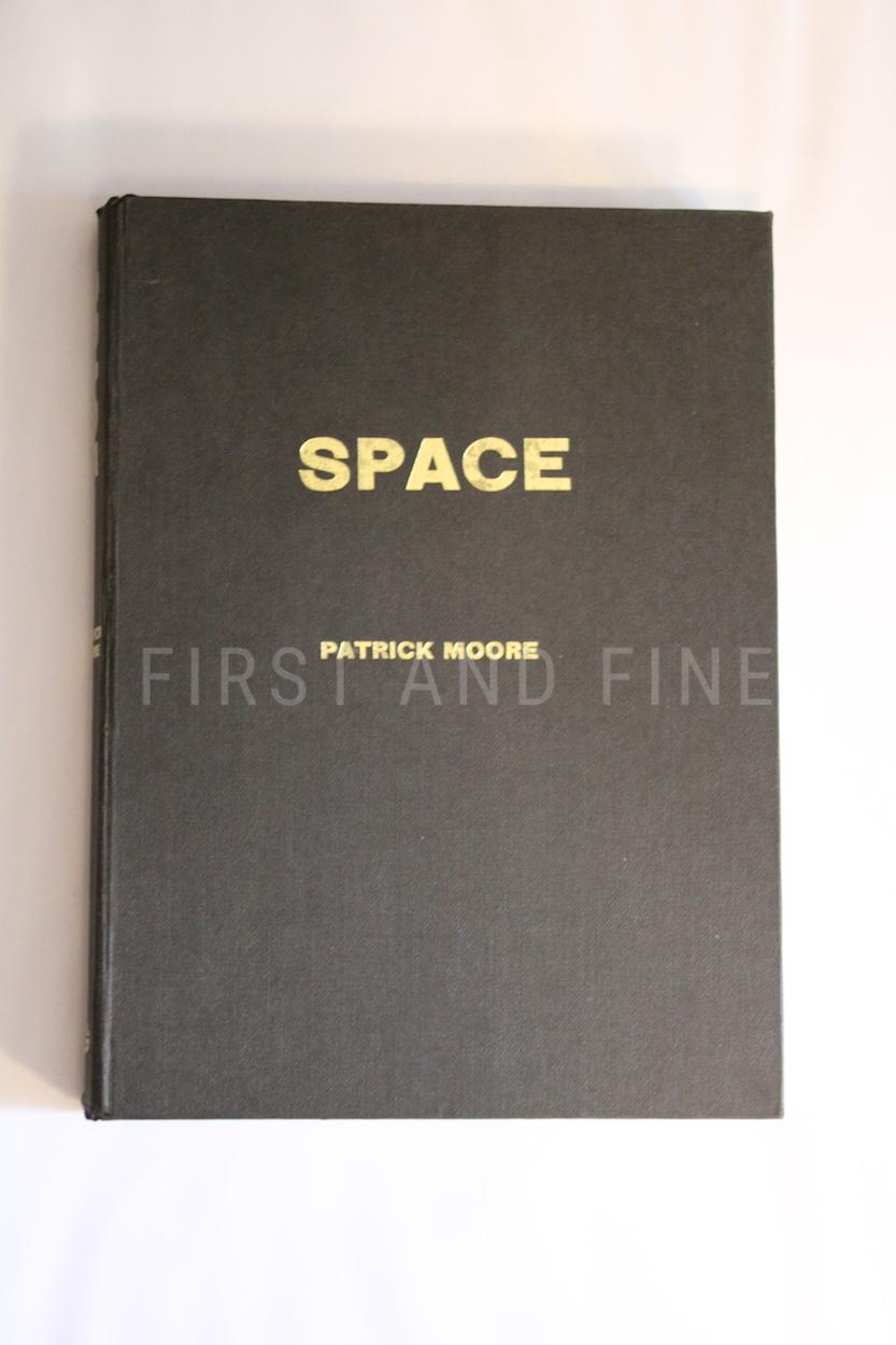 Moore, Patrick (1970) 'Space', signed and inscribed by Wernher von Braun - Image 2