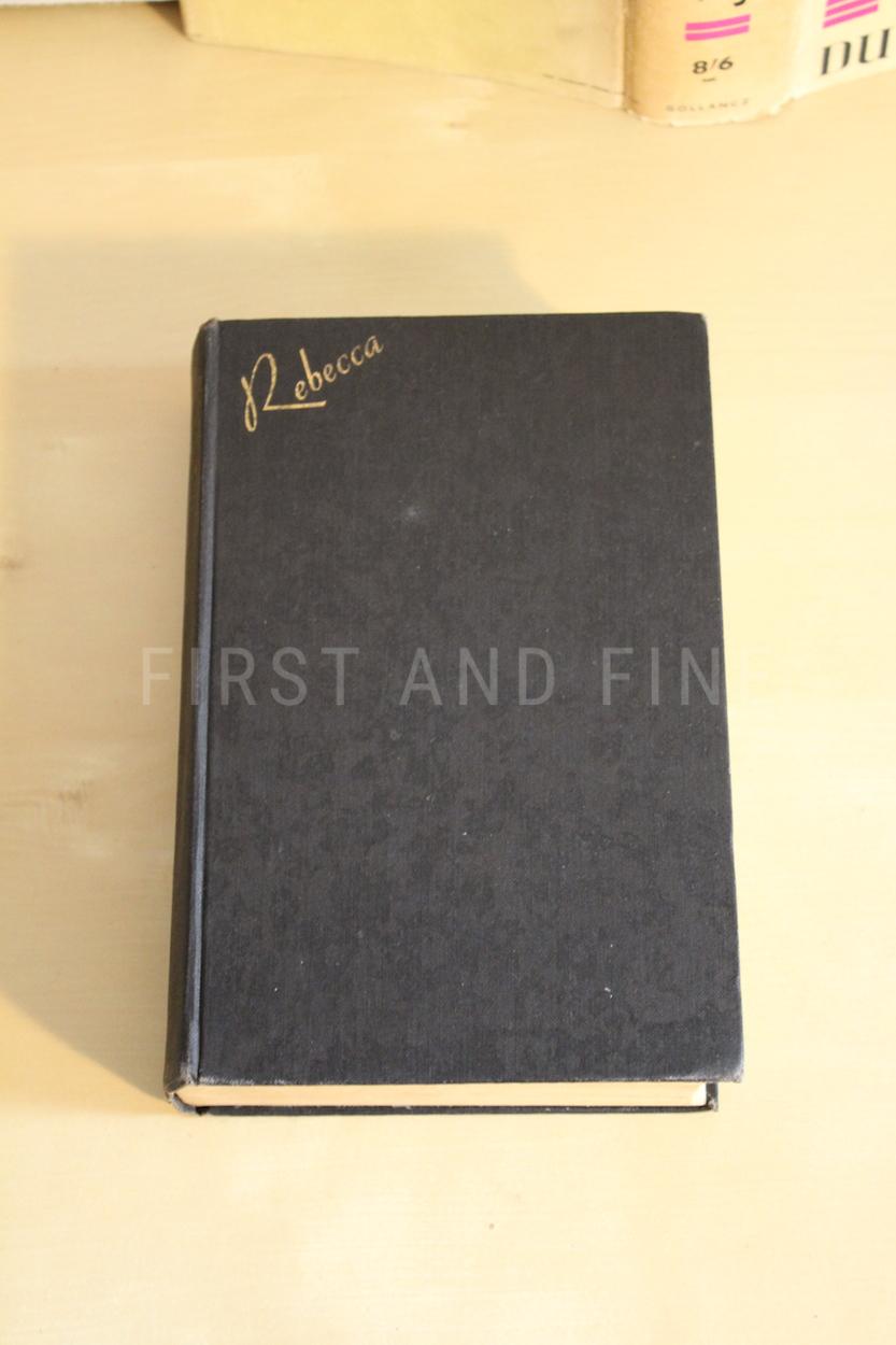 Du Maurier, Daphne (1938) 'Rebecca', UK first edition with signed letter - Image 9
