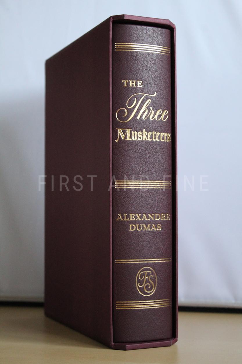 Dumas, Alexandre (2021) 'The Three Musketeers', Folio Society signed limited edition - Image 2