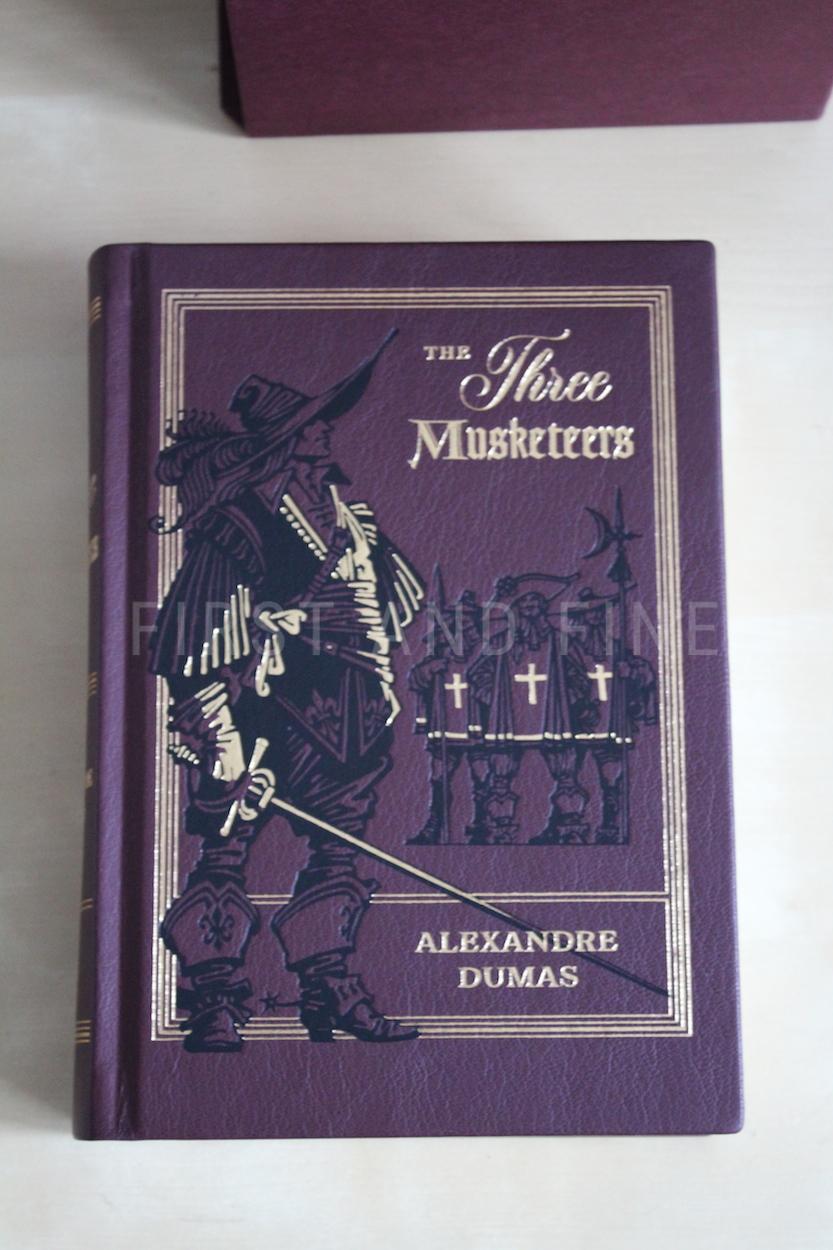 Dumas, Alexandre (2021) 'The Three Musketeers', Folio Society signed limited edition - Image 4