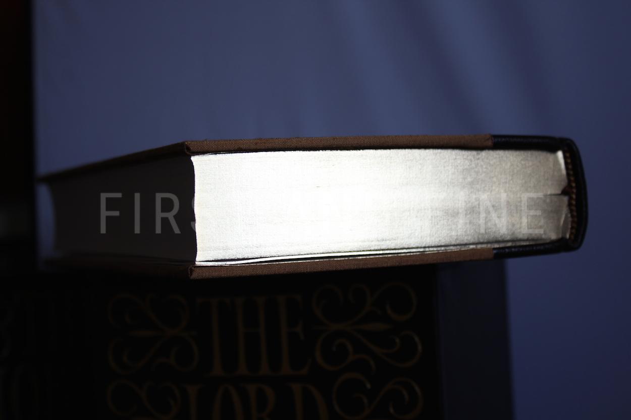 Tolkien, J.R.R. (2002-03) 'The Lord of the Rings', 'The Hobbit', and 'The Silmarillion', UK limited edition published by the Folio Society - complete same number set - Image 12