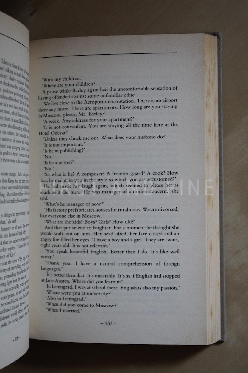 le Carré, John (1989) 'The Russia House', UK signed first edition - Image 8