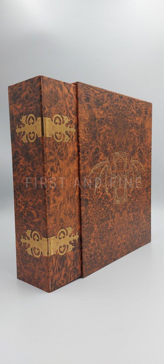 Gaiman, Neil and Pratchett, Terry (2019) 'Good Omens', Signed limited edition - Image 5