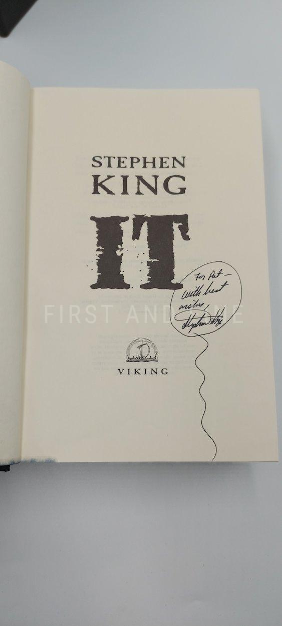 King, Stephen (1986) 'IT', US signed and inscribed first edition - Image 2