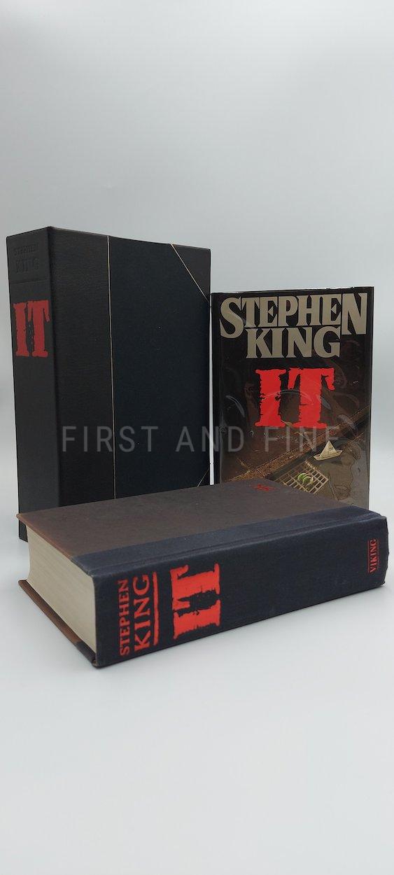 King, Stephen (1986) 'IT', US signed and inscribed first edition - Image 4