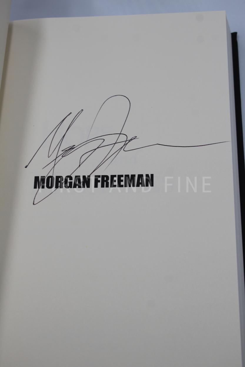 Blue, Tyson (editor) (2020) 'Hope and Miracles - Two Screenplays by Frank Darabont: The Shawshank Redemption and the Green Mile', US signed deluxe (lettered) limited edition, signed by Stephen King, Tom Hanks, Morgan Freeman and others - Image 4