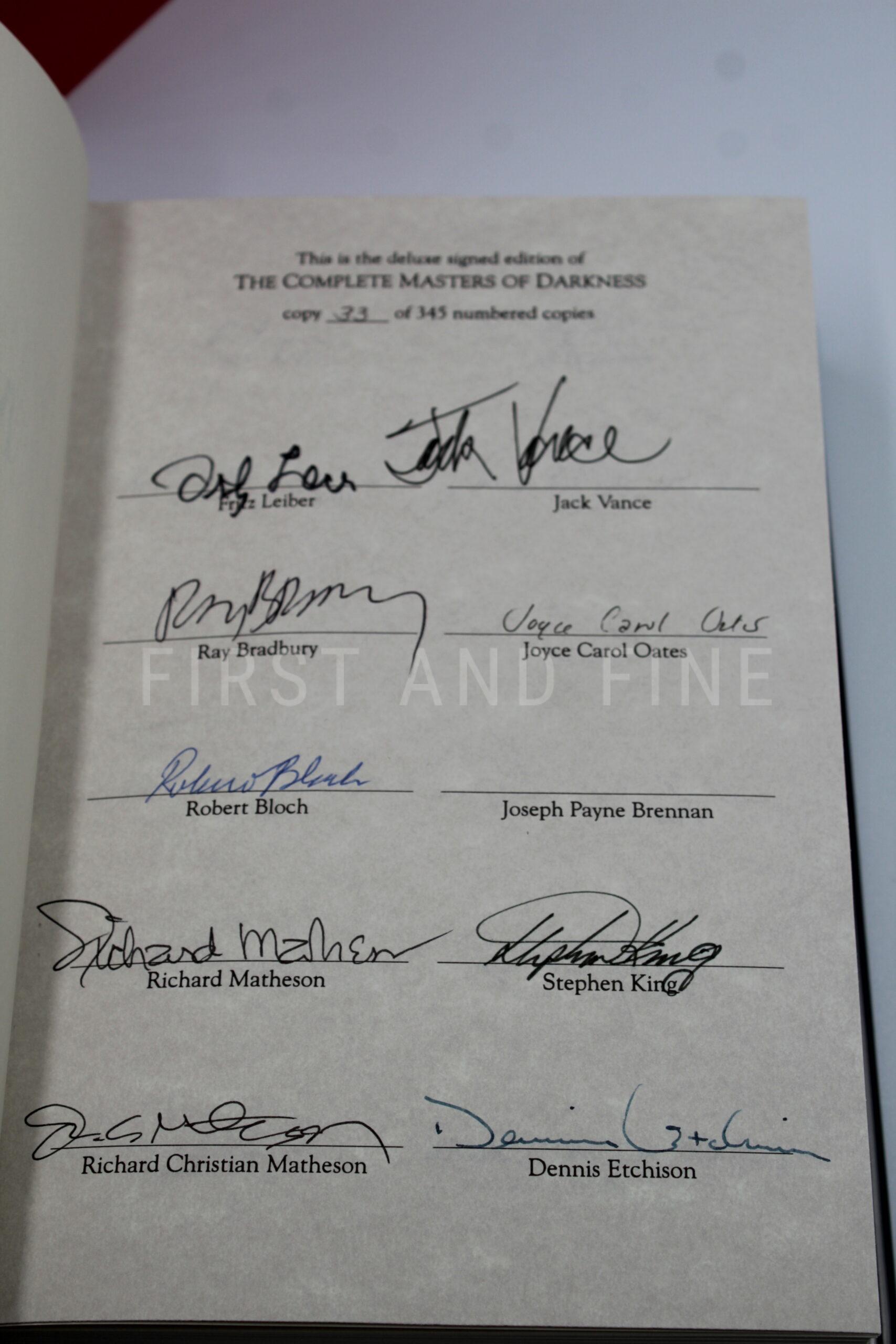 Etchison, Dennis (ed) (1991) 'The Complete Masters of Darkness', US limited edition signed by Stephen King et al - Image 2
