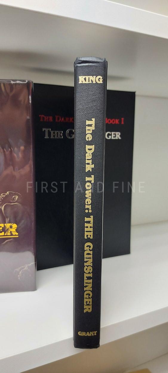 King, Stephen (1982) 'The Gunslinger: the Dark Tower I', US signed and inscribed second edition - Image 8