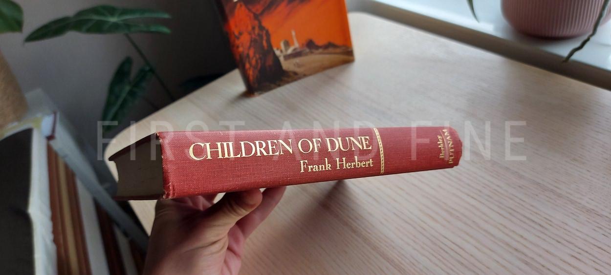 Herbert, Frank (1976) 'Children of Dune', US signed and inscribed first edition - Image 9