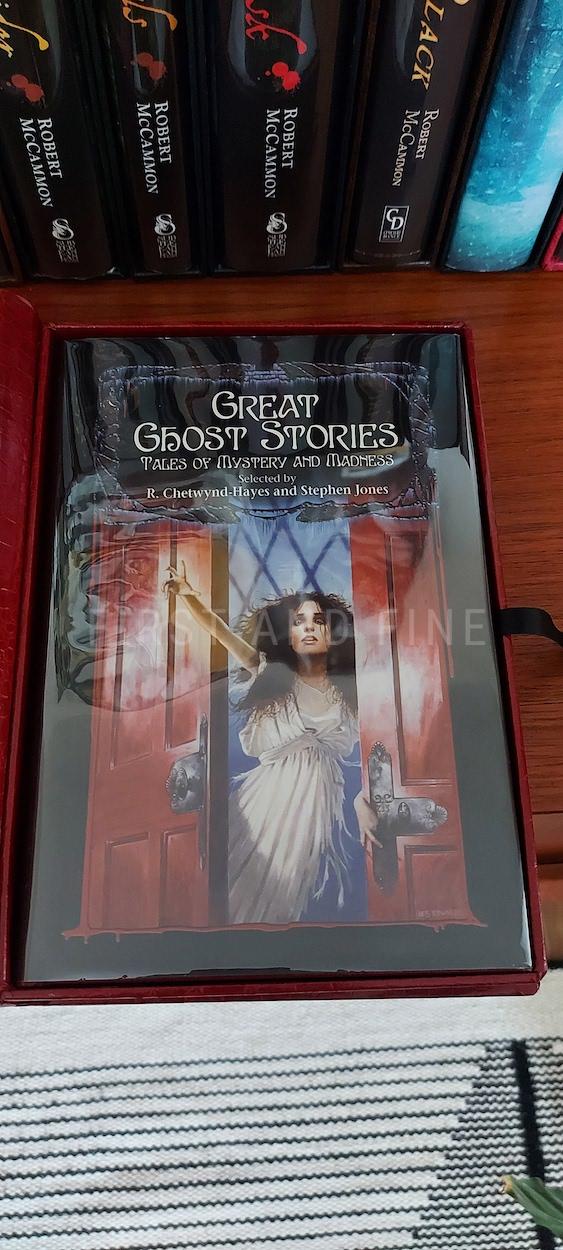 Chetwynd-Hayes, R. and Jones, Stephen (editors, 2004); King, Stephen (author et al.) 'Great Ghost Stories: Tales of Mystery and Madness', US signed lettered limited edition, signed by Stephen King et al. - Image 3