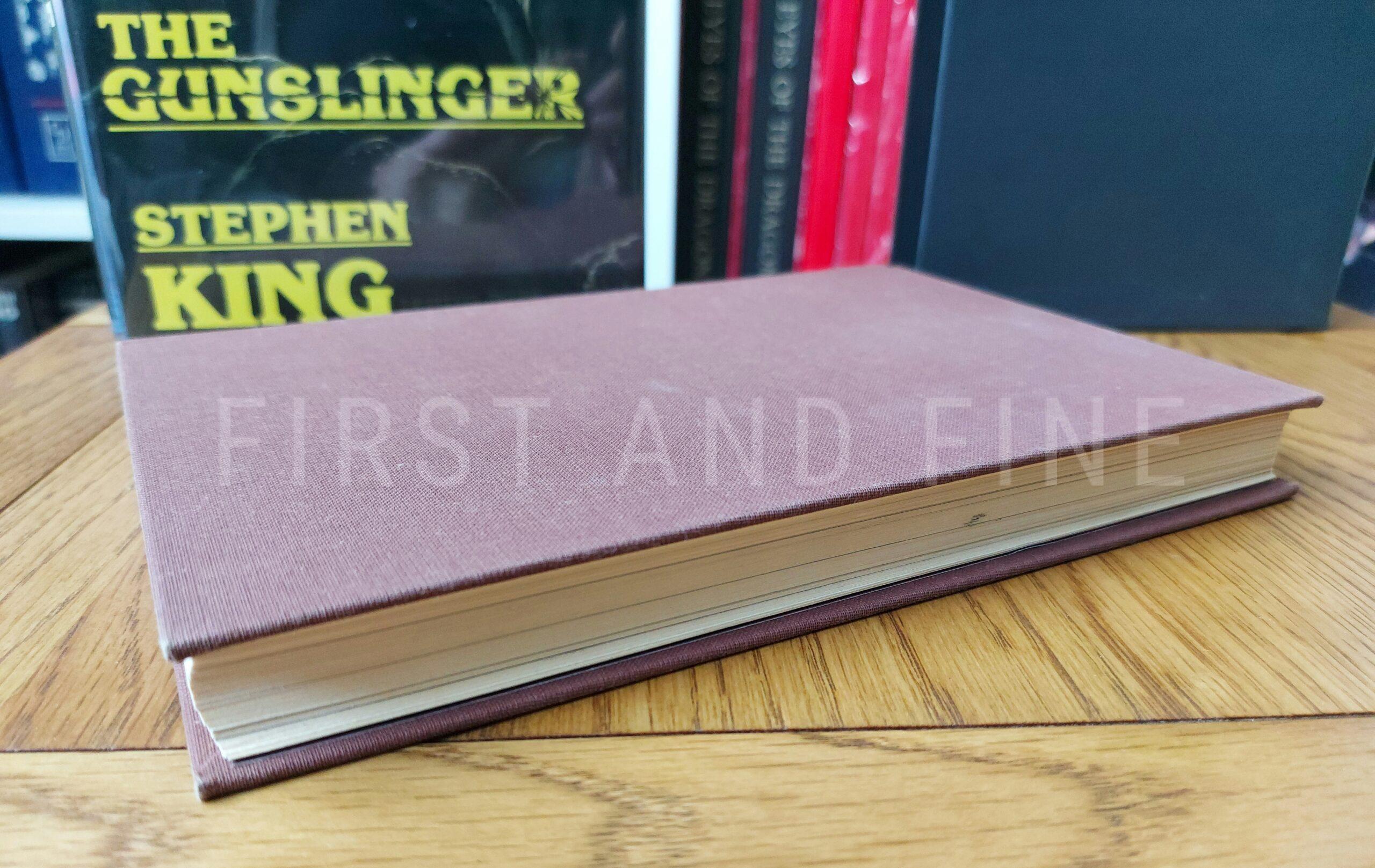 King, Stephen (1982) 'The Gunslinger: The Dark Tower I', US double signed and inscribed first edition - Image 9