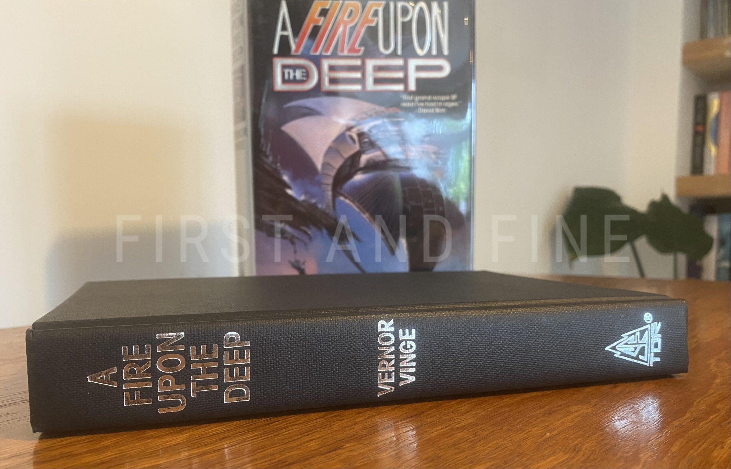 Vinge, Vernor (1992) 'A Fire Upon the Deep', US signed first edition - Image 5
