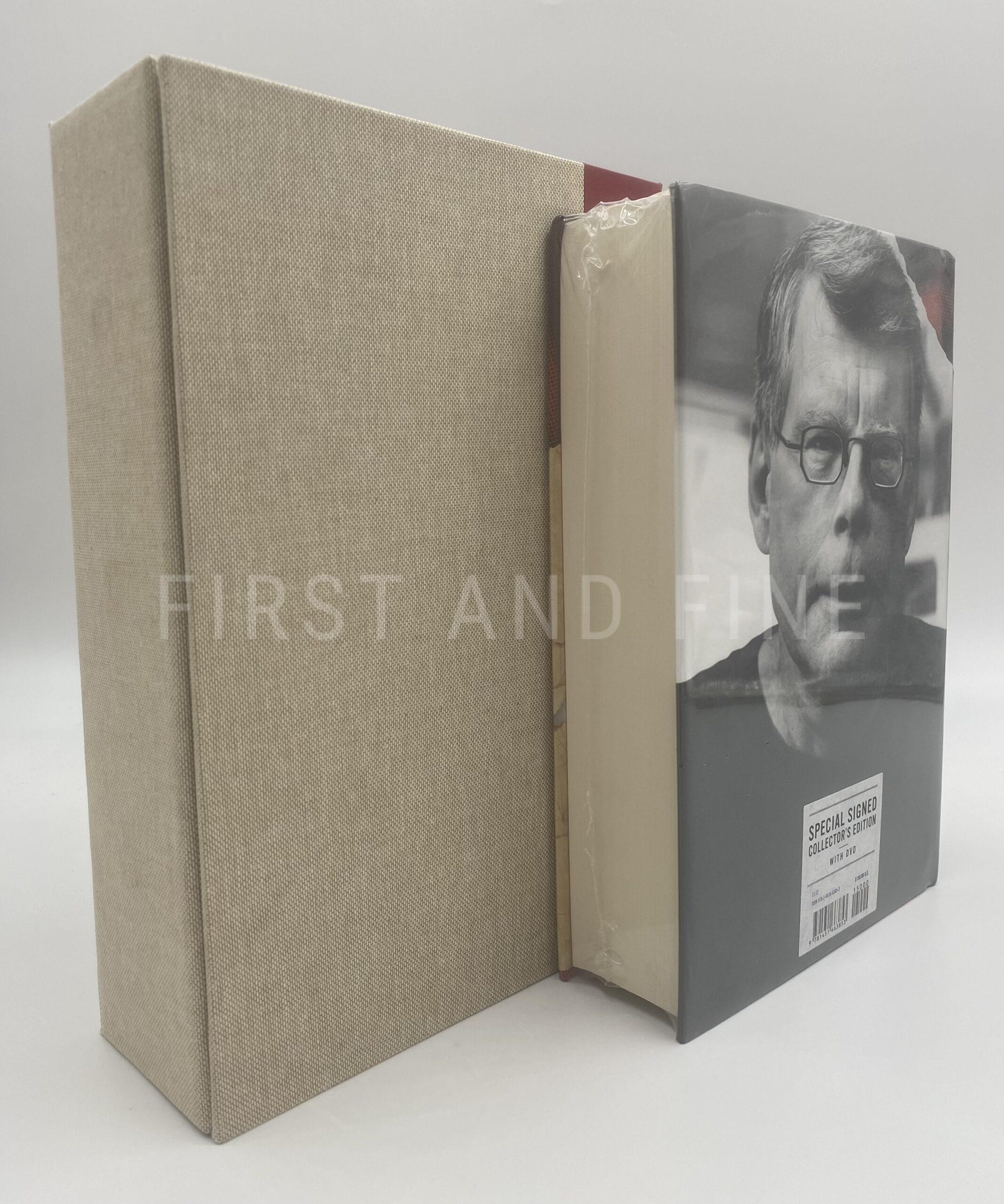 King, Stephen (2011) '11/22/63', US signed limited edition housed in a tray case. - Image 3