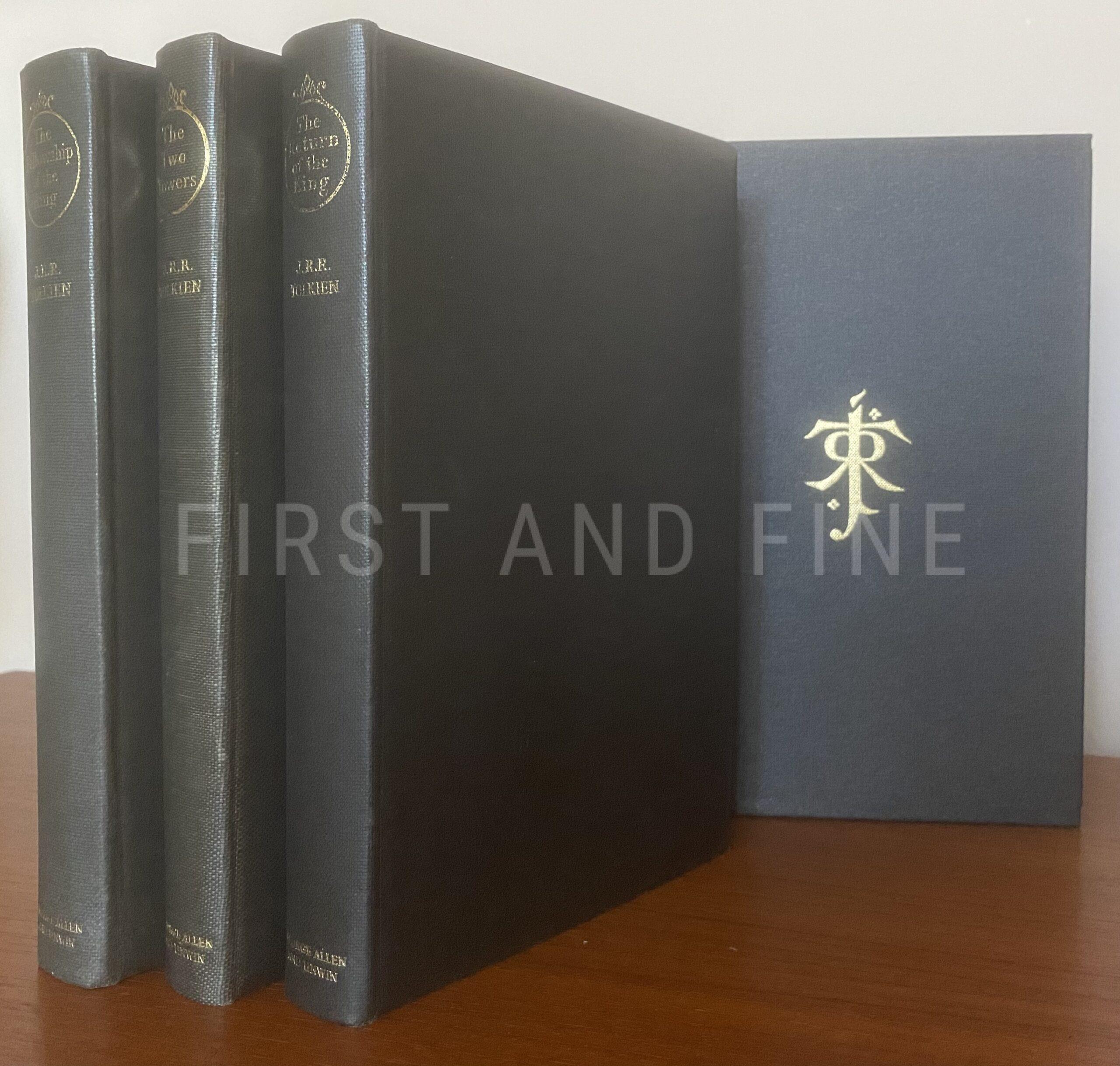 Tolkien, J.R.R. (1963) 'The Lord of the Rings', UK deluxe edition - Image 3
