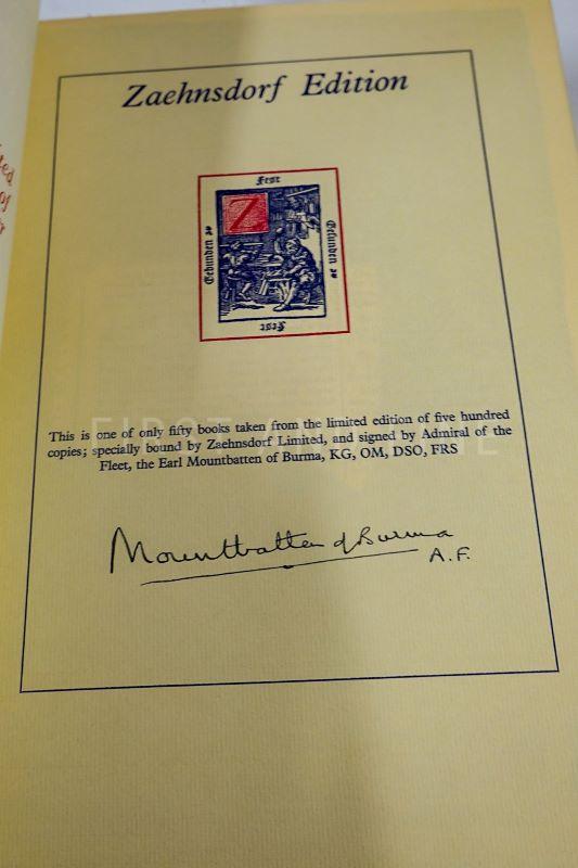 Bligh, William (1975) 'The Log of HMS Bounty 1787-89', UK signed deluxe limited edition, bound by Zaehnsdorf - Image 2