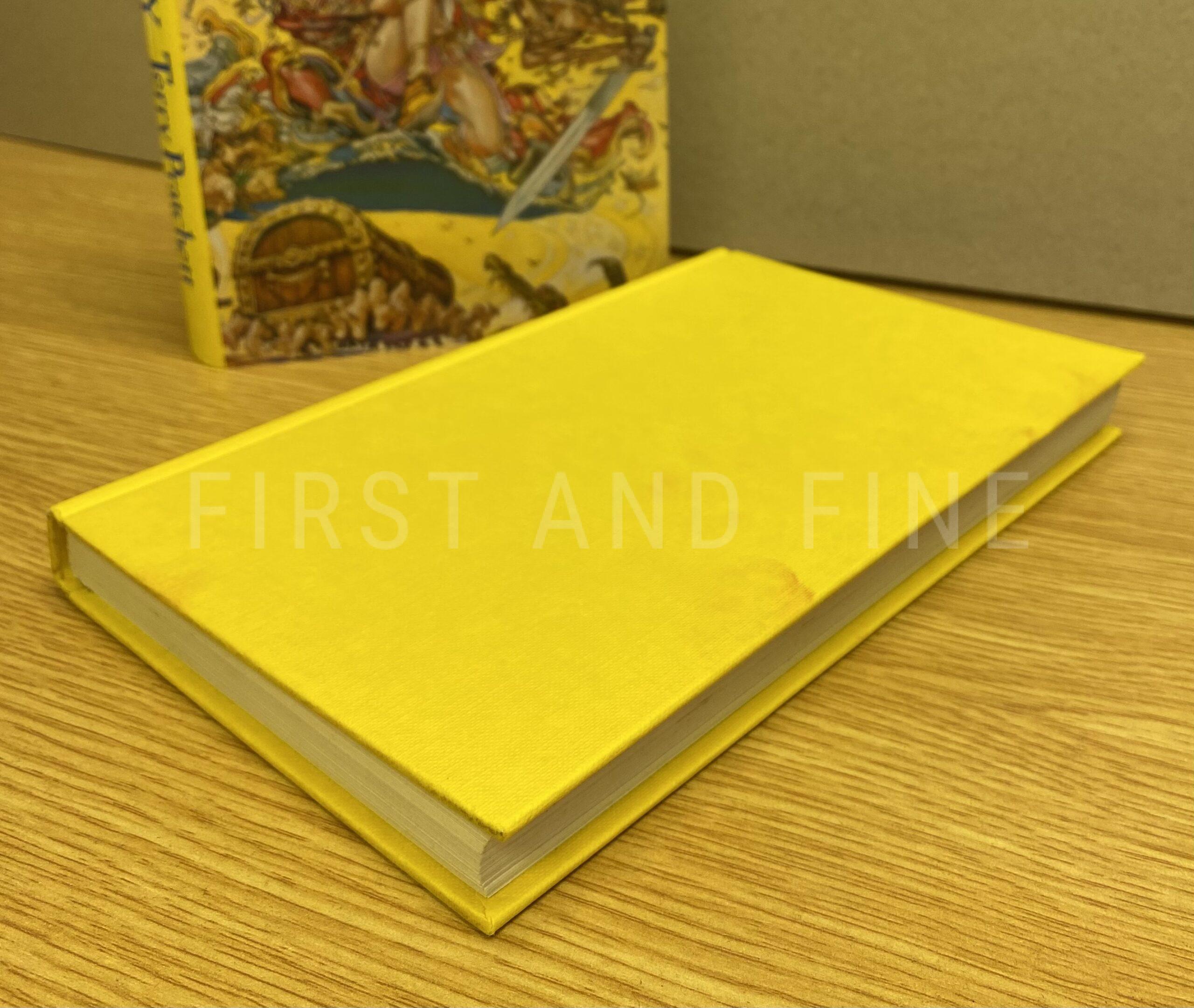 Pratchett, terry (1988) 'Sourcery', UK signed and inscribed first edition - Image 6